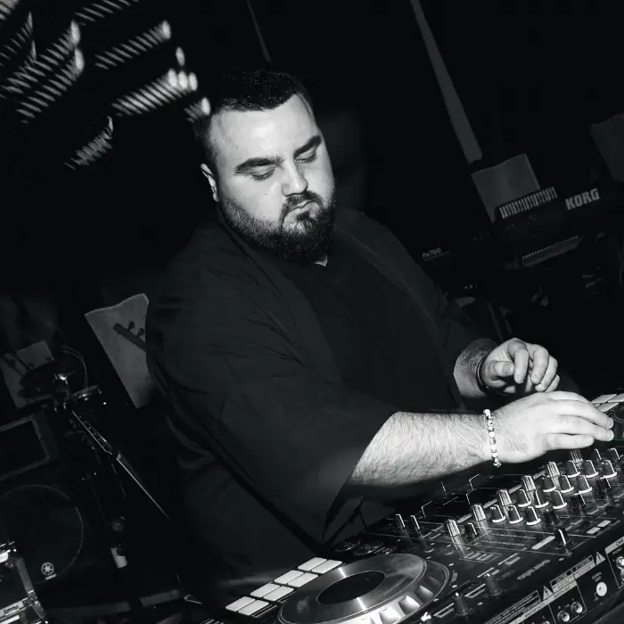 Dj_Mədət